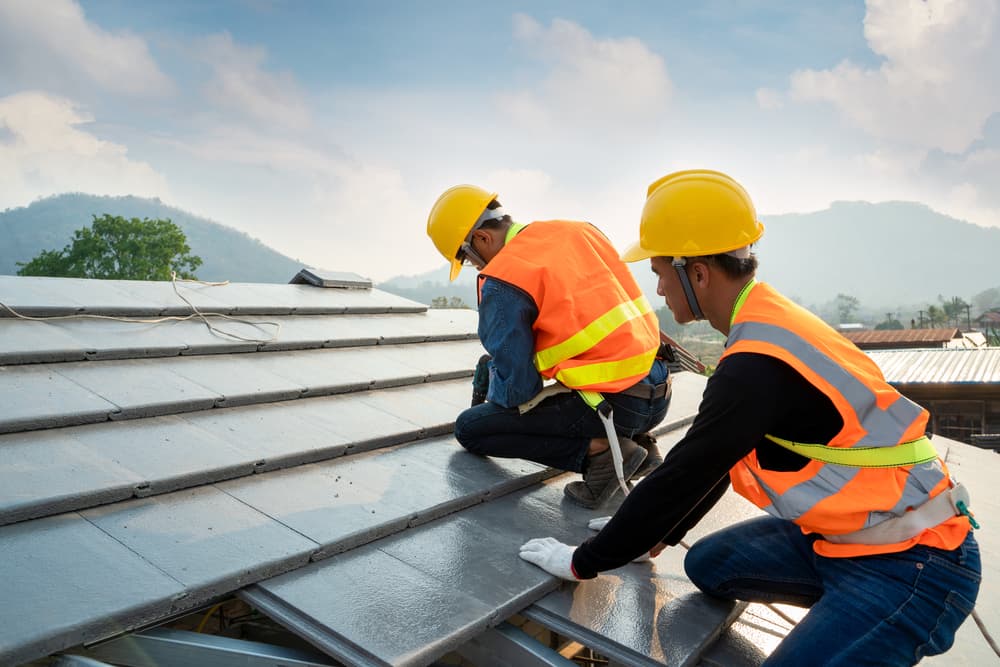 roof repair in Canoga Park CA